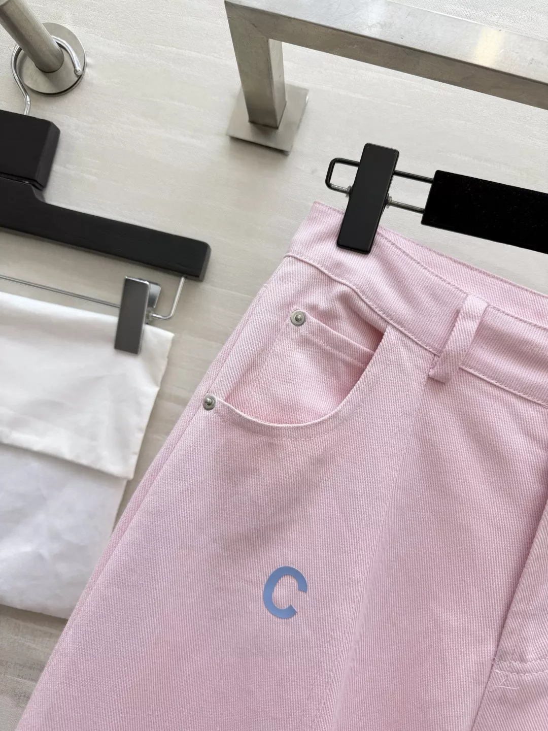 샤넬 레터 자수 와이드 팬츠 상세 이미지 14