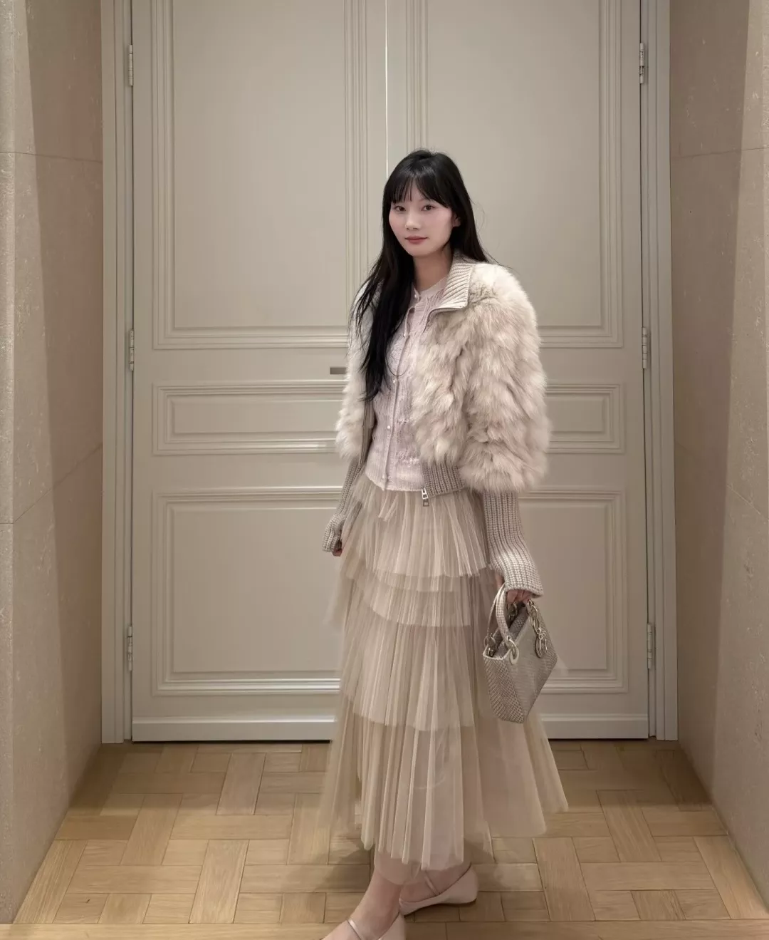 디올 멀티 레이어 플리츠 망사 롱 스커트 상세 이미지 14