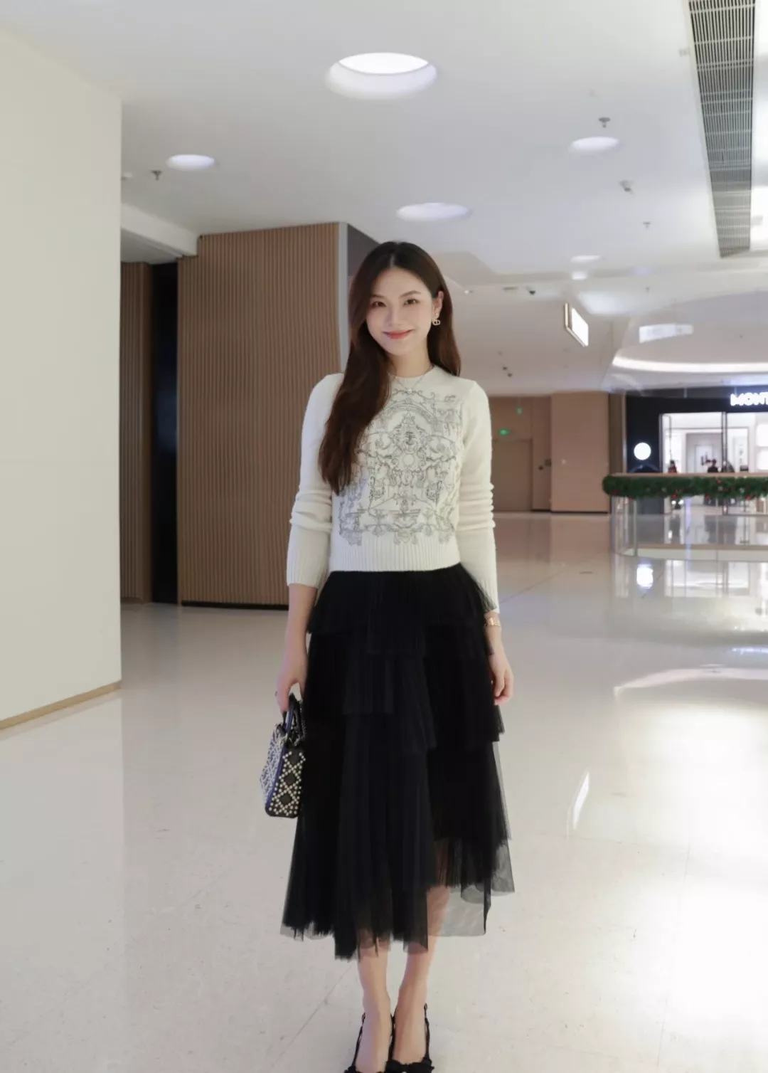 디올 멀티 레이어 플리츠 망사 롱 스커트 상세 이미지 29