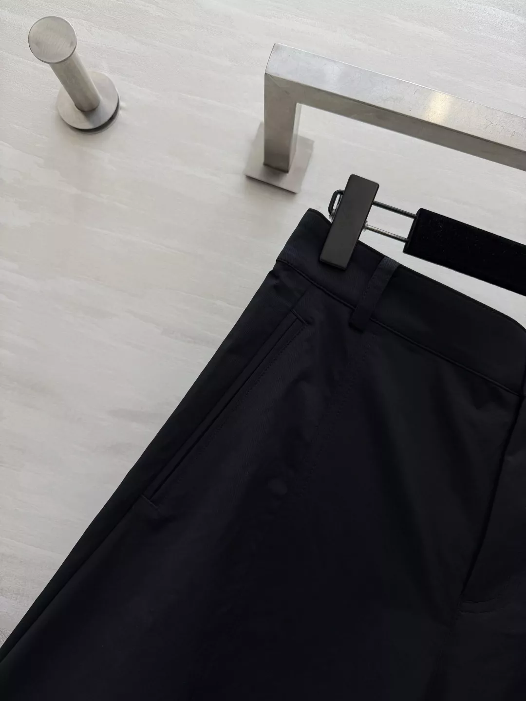 로에베 삼색 와이드 핏 팬츠 상세 이미지 25