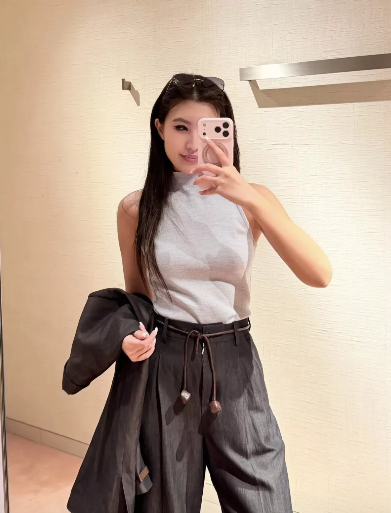 루이비통 하이웨이스트 투턱 와이드 슬랙스 팬츠 상세 이미지 80