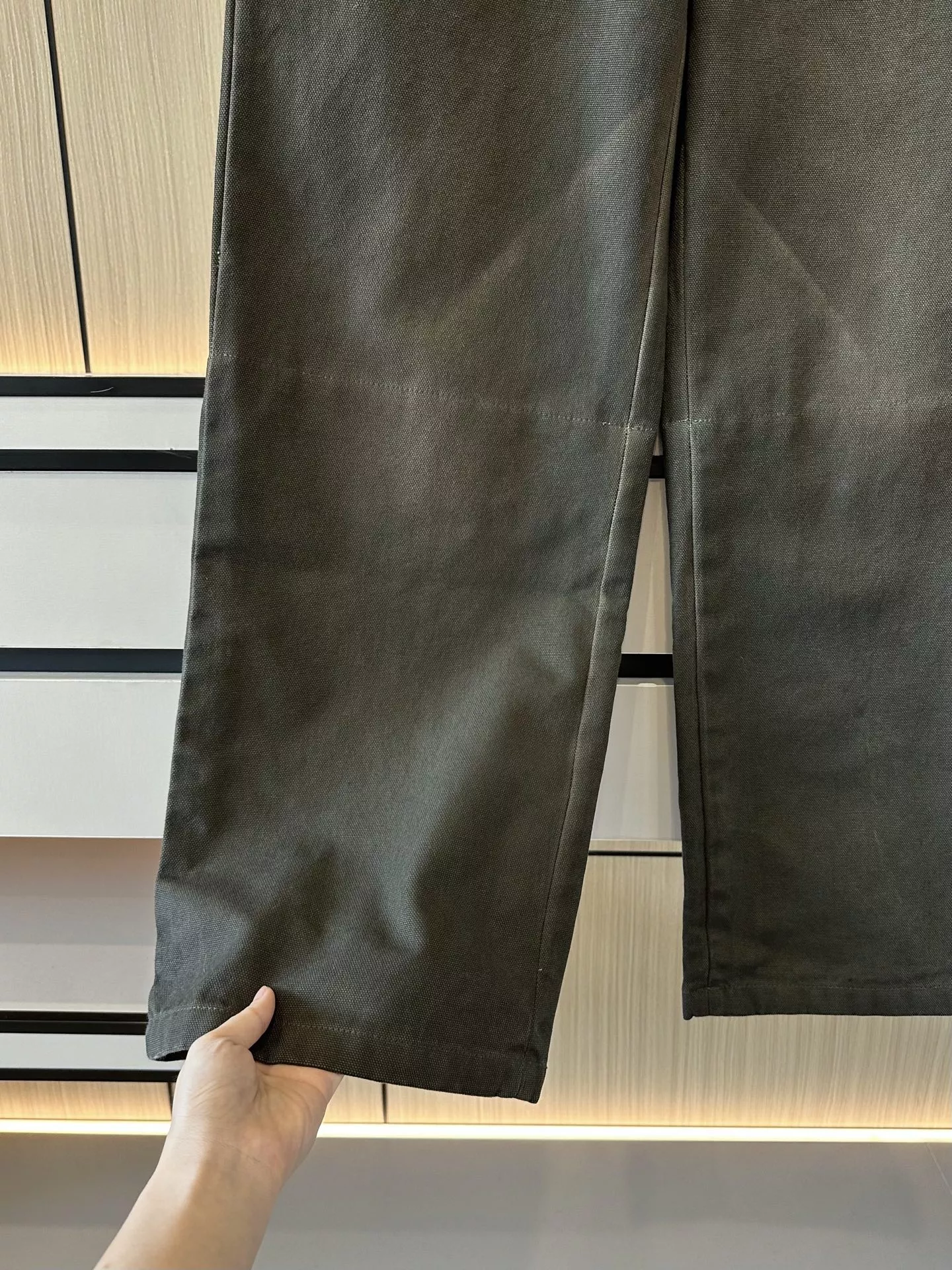 루이비통 워싱 밀리터리 그린 와이드 데님 팬츠 상세 이미지 7