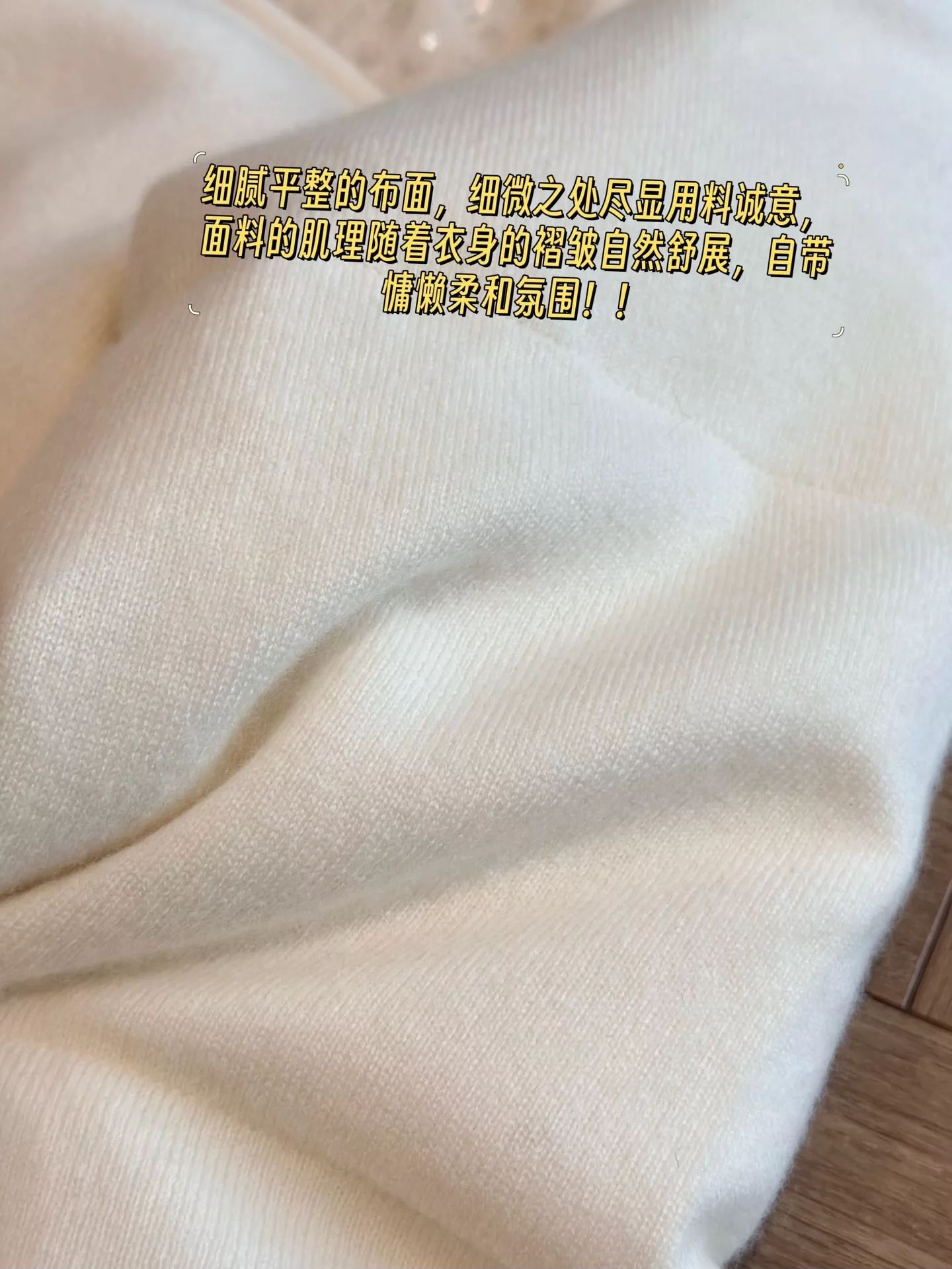 브루넬로쿠치넬리 캐시미어 시퀸 하이넥 쇼트 패딩 상세 이미지 29