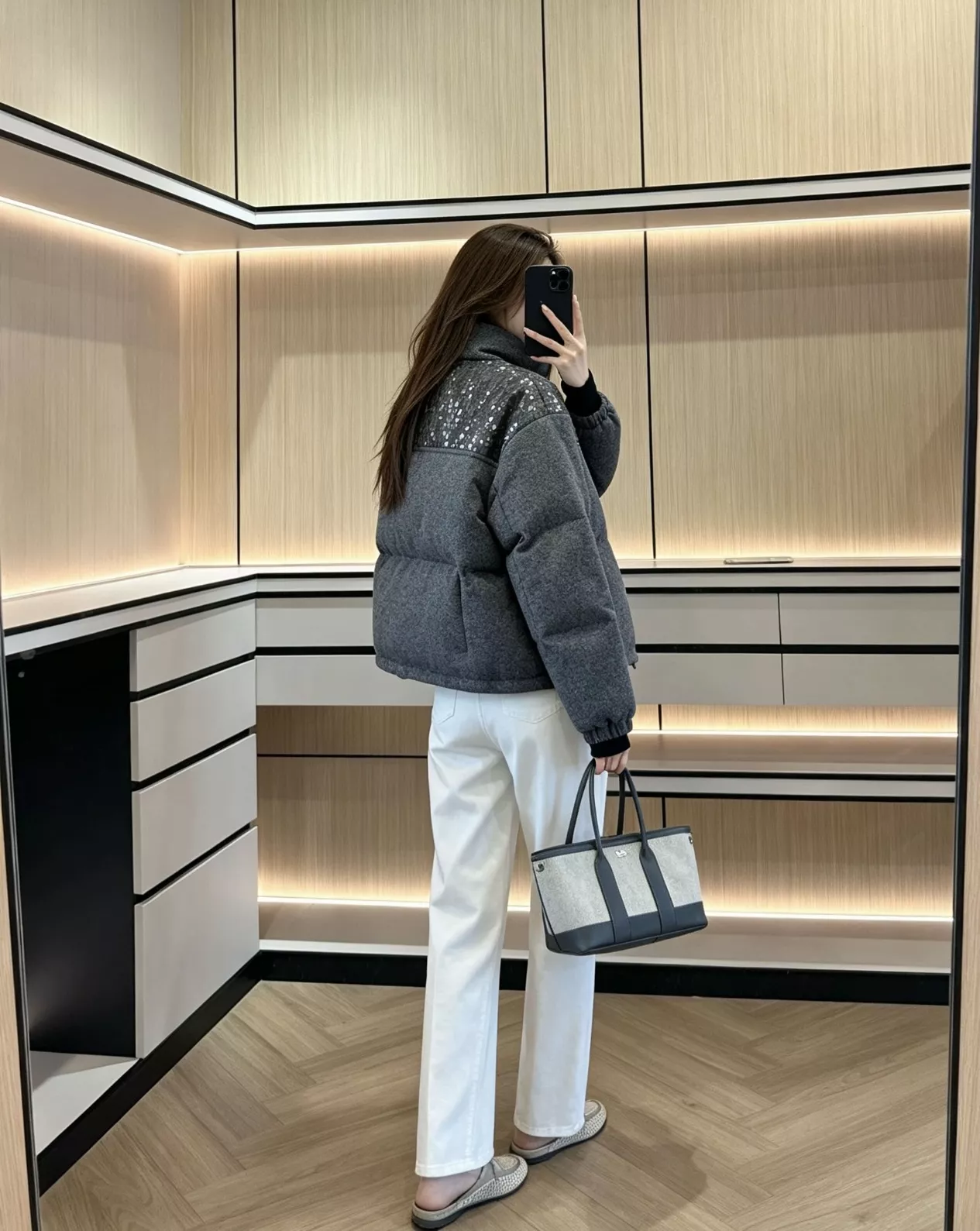 브루넬로쿠치넬리 캐시미어 시퀸 하이넥 쇼트 패딩 상세 이미지 89