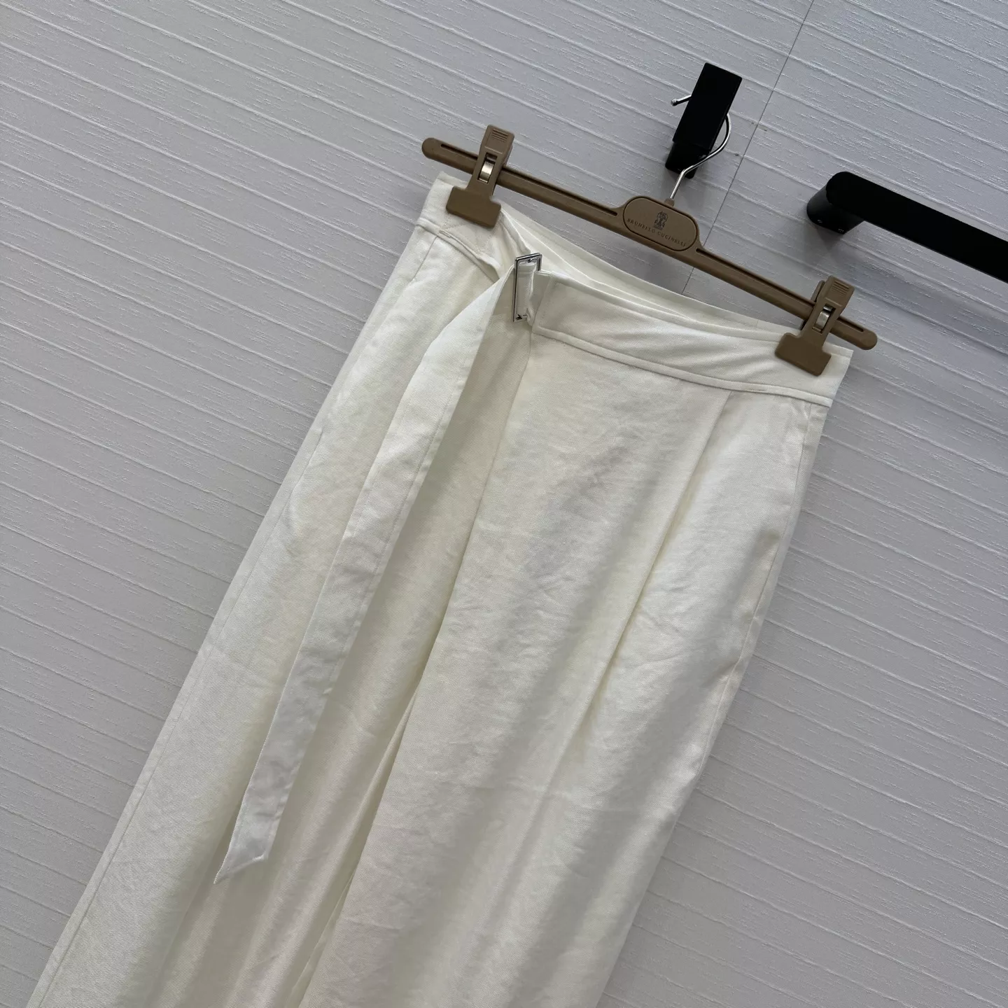 브루넬로쿠치넬리 랩 스타일 스트랩 린넨 와이드 팬츠 상세 이미지 2