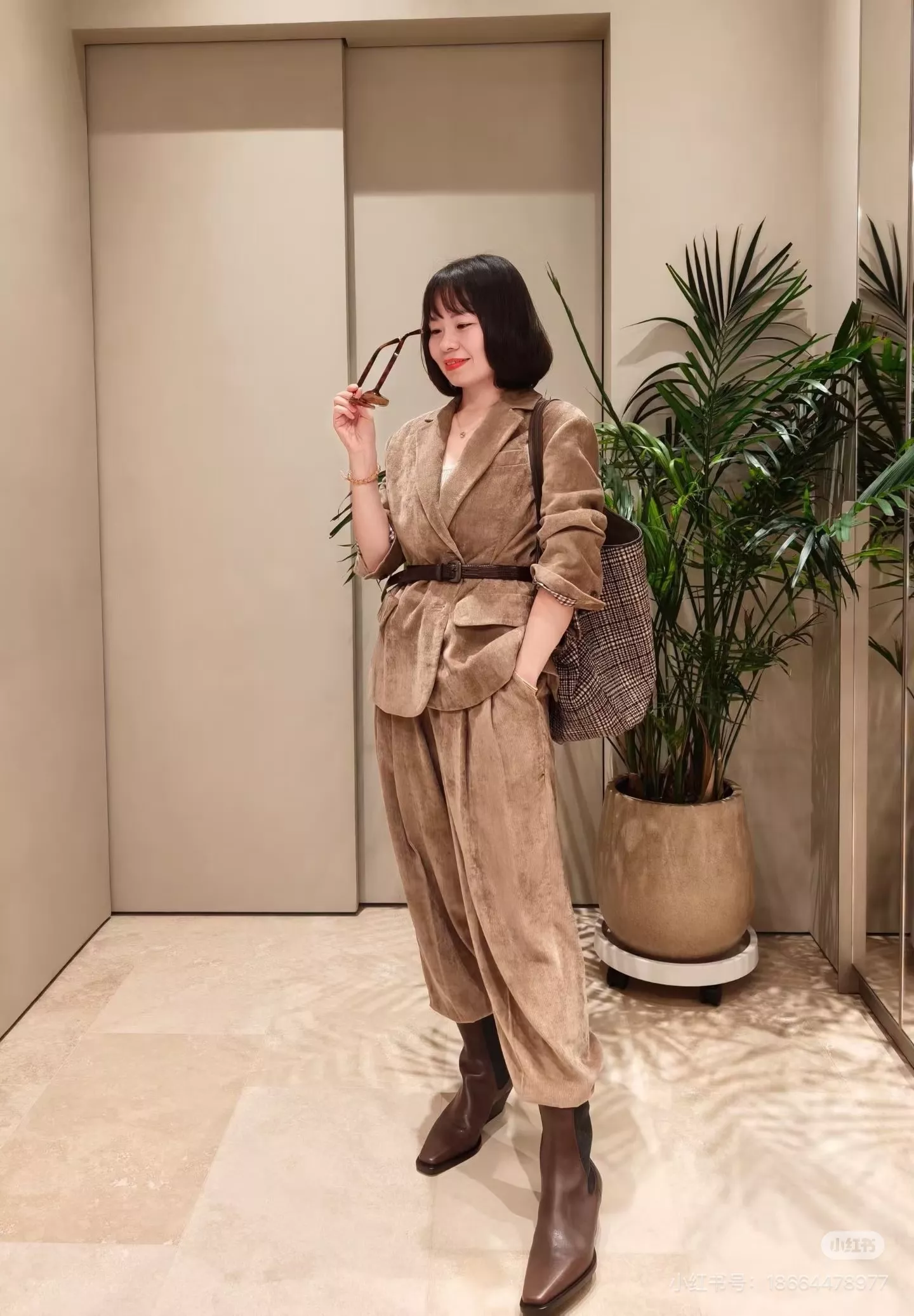 브루넬로쿠치넬리 코듀로이 테이퍼드 롤업 슬랙스 팬츠 상세 이미지 22