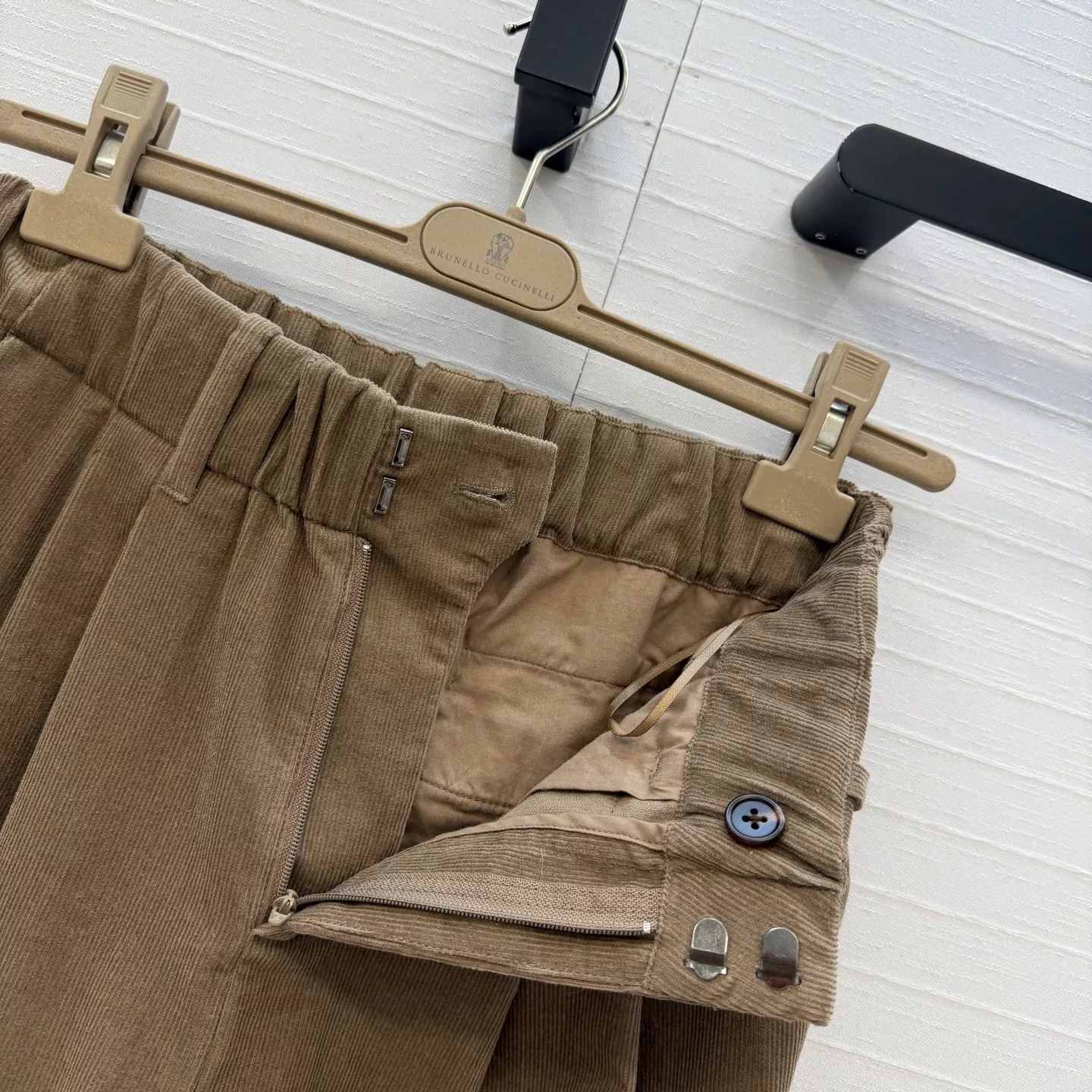 브루넬로쿠치넬리 코듀로이 테이퍼드 롤업 슬랙스 팬츠 상세 이미지 4