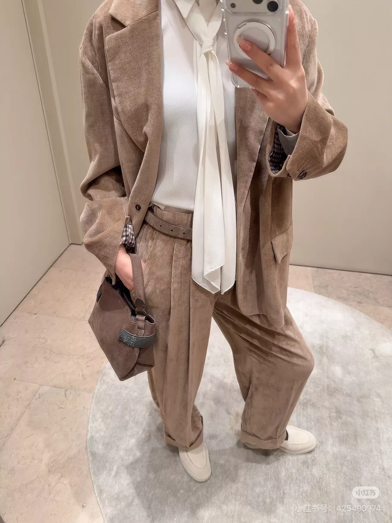 브루넬로쿠치넬리 코듀로이 테이퍼드 롤업 슬랙스 팬츠 상세 이미지 27