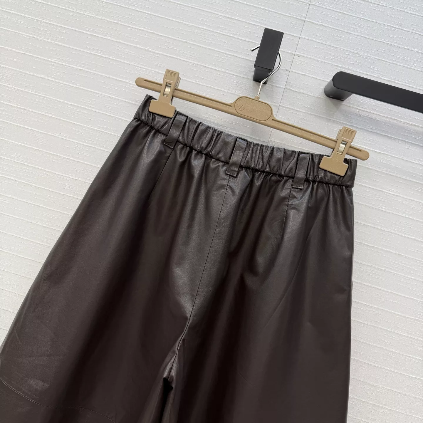 브루넬로쿠치넬리 양가죽 버뮤다 미들 스커트 상세 이미지 9