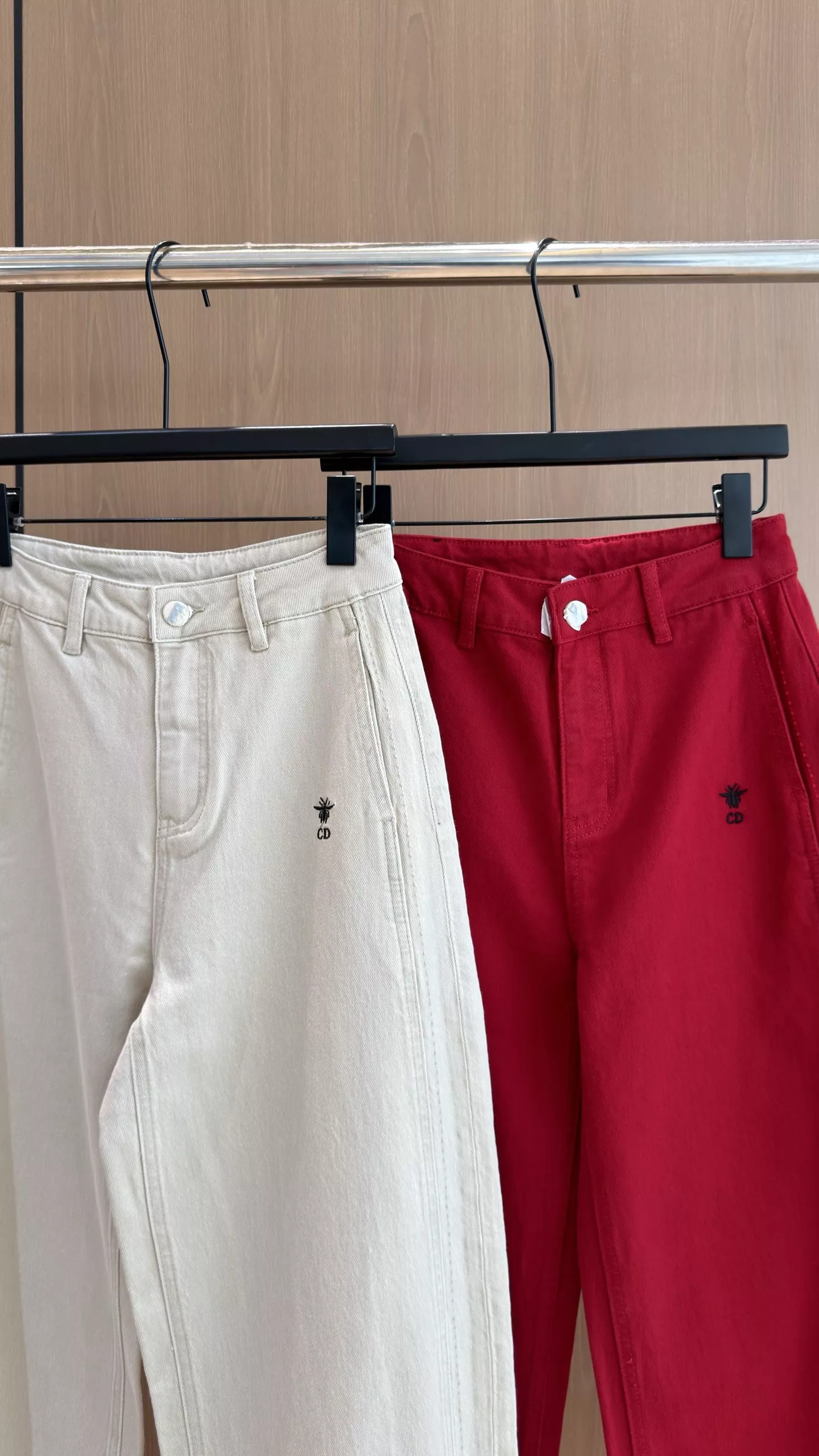 디올 벌룬 핏 자수 캐주얼 팬츠 상세 이미지 3