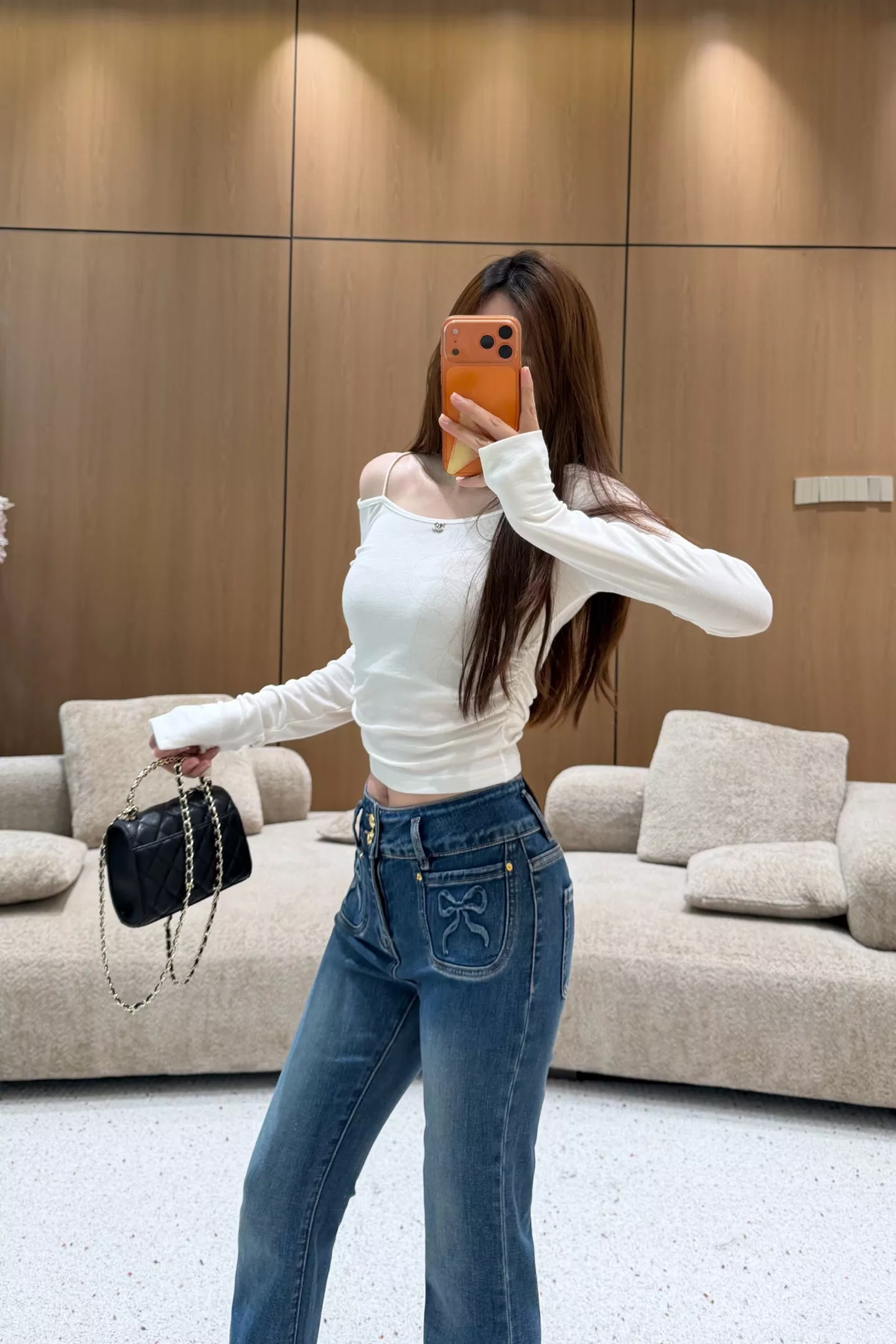 디올 리본 자수 하이웨이스트 미세 부츠컷 데님 팬츠 상세 이미지 15
