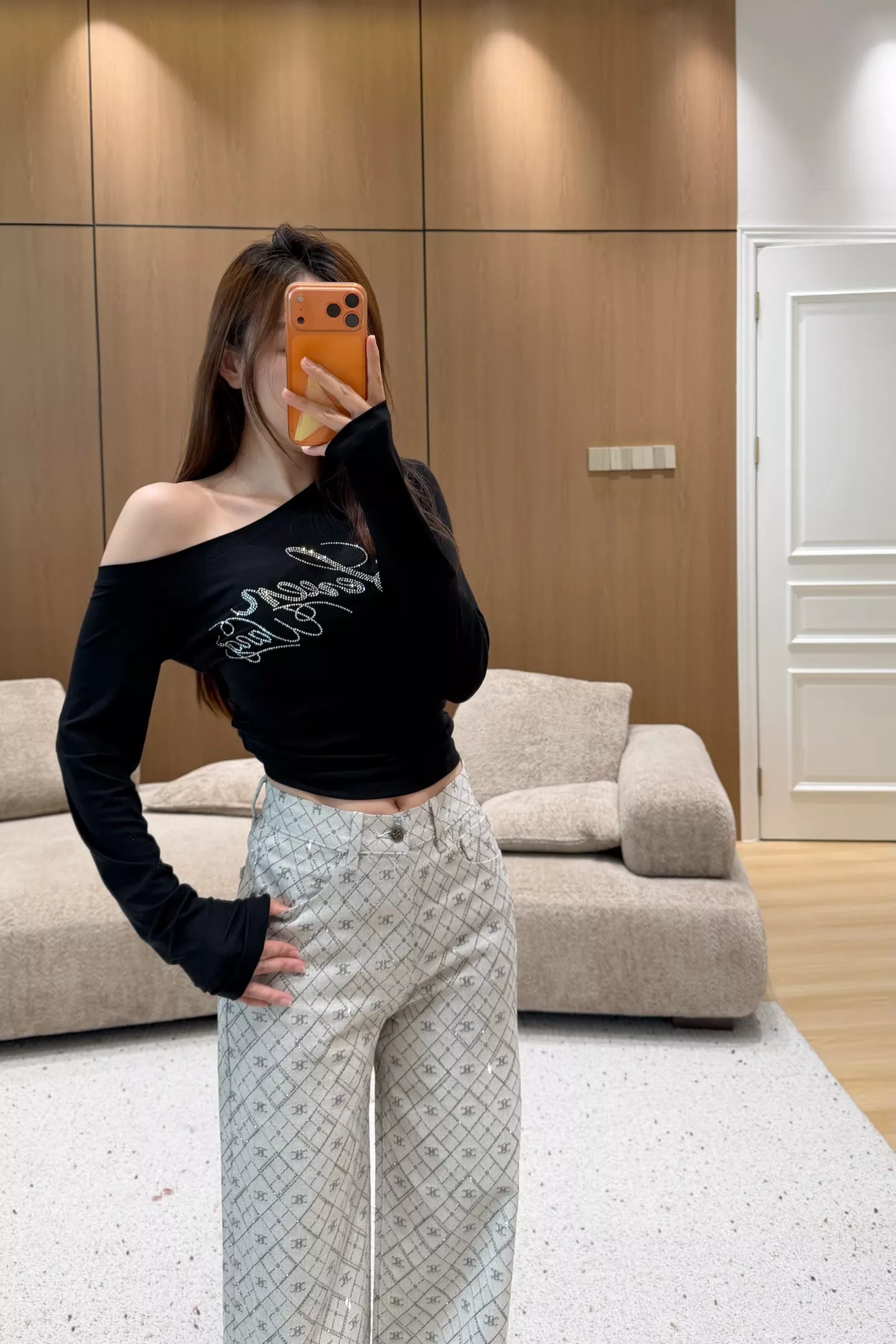 셀린느 퀼팅 패턴 스톤 장식 와이드 팬츠 상세 이미지 16