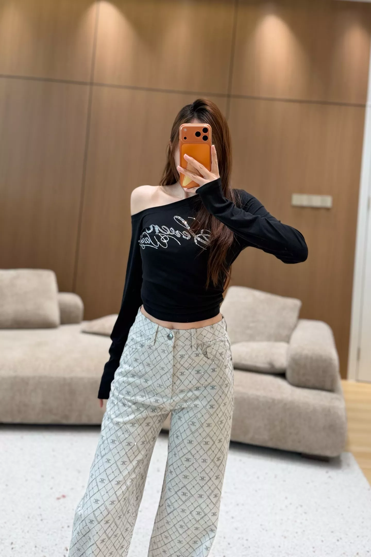 셀린느 퀼팅 패턴 스톤 장식 와이드 팬츠 상세 이미지 18