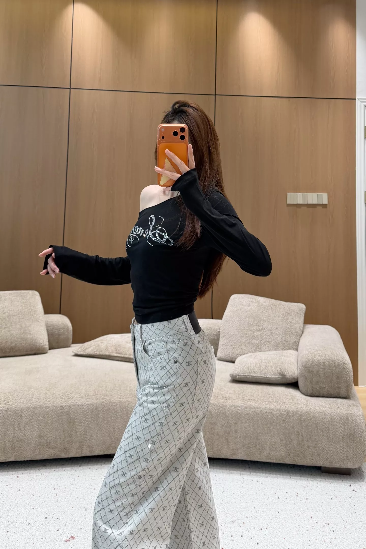 셀린느 퀼팅 패턴 스톤 장식 와이드 팬츠 상세 이미지 11