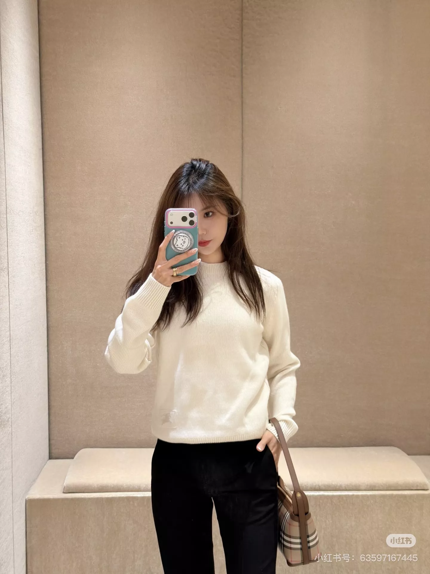 버버리 라운드넥 래글런 긴소매 니트 상세 이미지 45