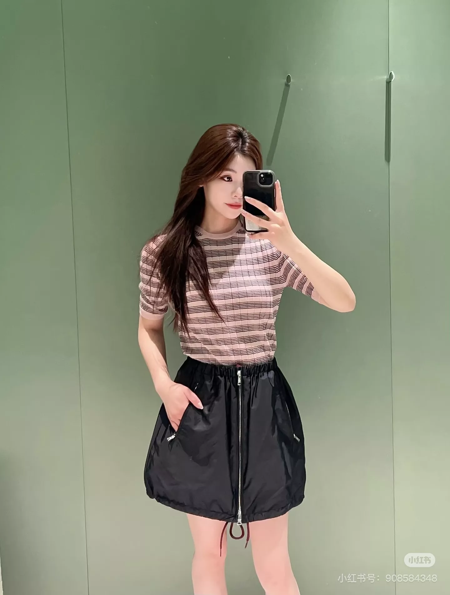 프라다 재생 나일론 드로스트링 미니 스커트 상세 이미지 22