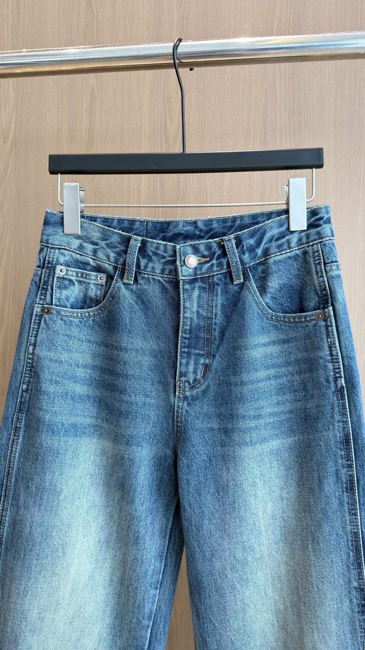 발렌시아가 빈티지 워싱 하이웨이스트 와이드 데님 팬츠 상세 이미지 2