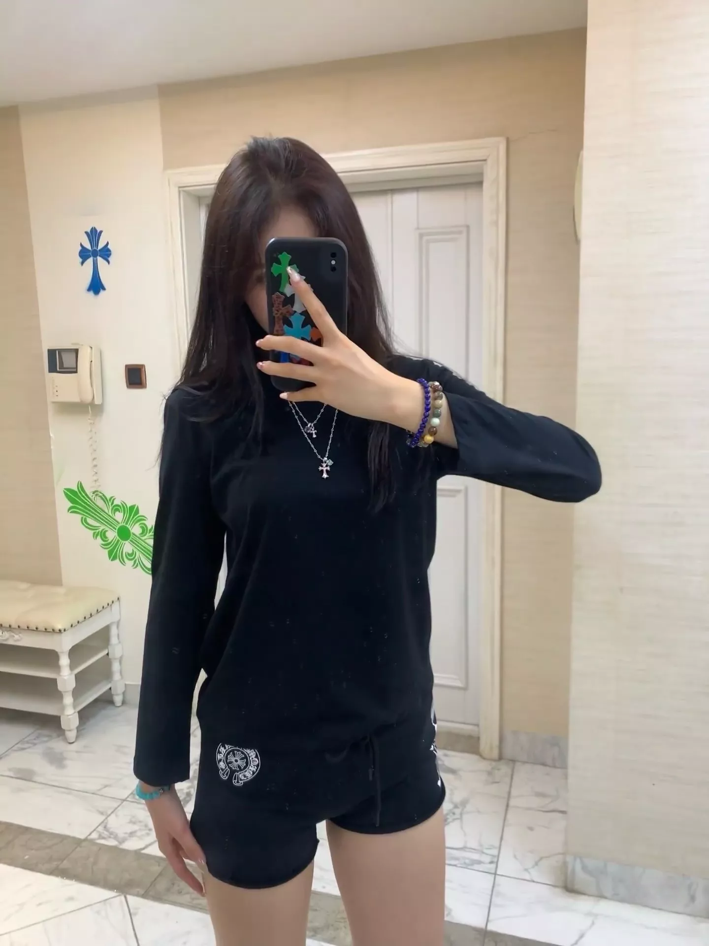 크롬하츠 자수 디테일 코튼 하프 팬츠 상세 이미지 85