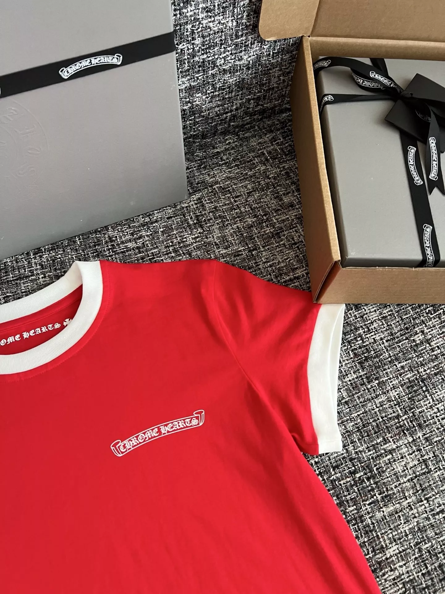 크롬하츠 로고 디테일 반소매 티셔츠 상세 이미지 40