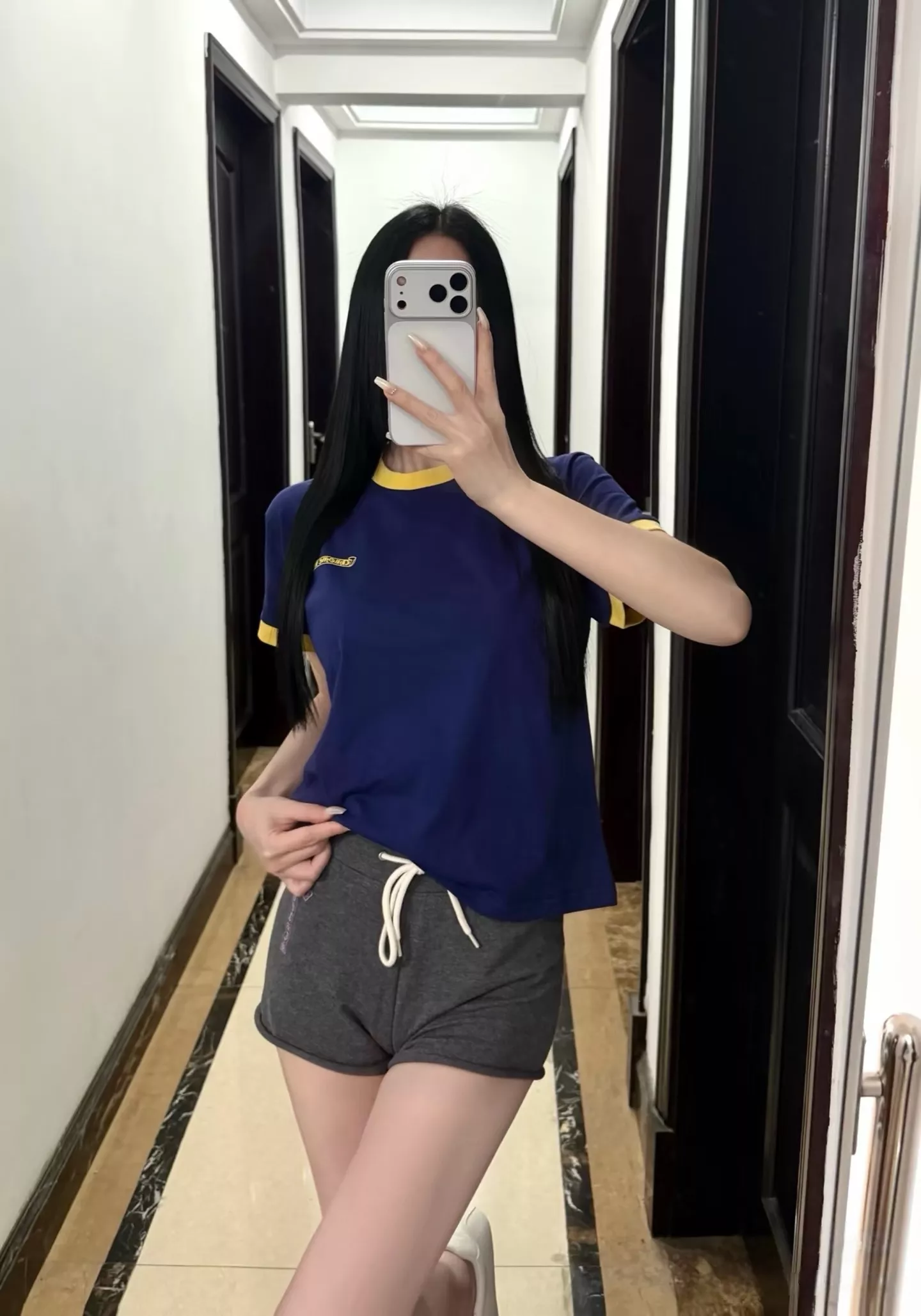 크롬하츠 로고 디테일 반소매 티셔츠 상세 이미지 144