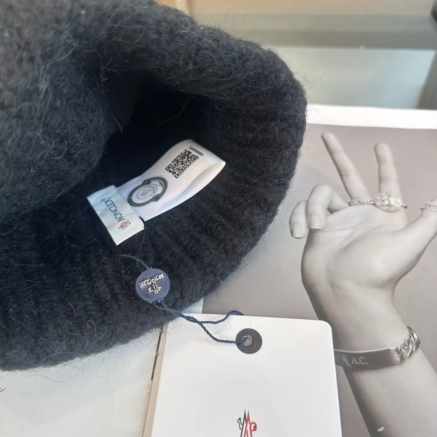 몽클레어 골지 니트 울 비니 상세 이미지 7