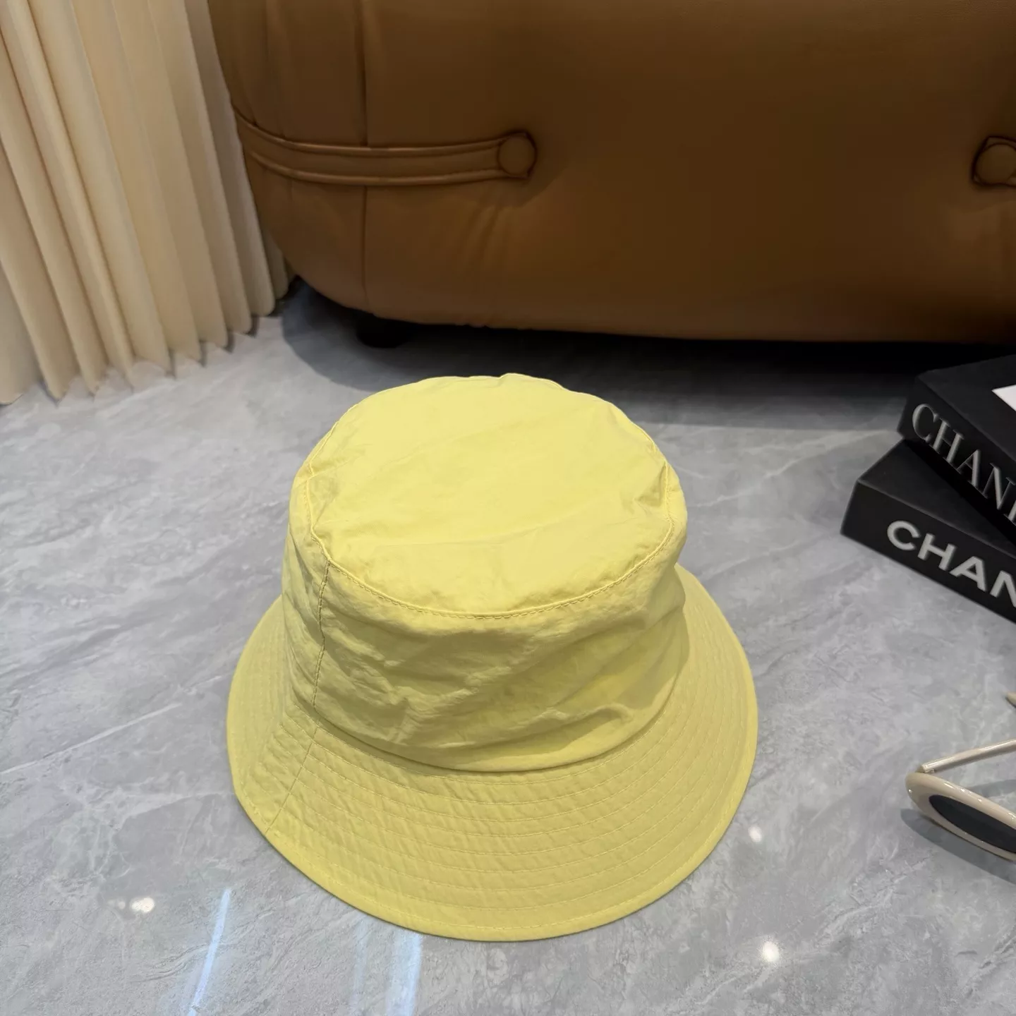 미우미우 마카롱 컬러 속건 버킷햇 상세 이미지 13
