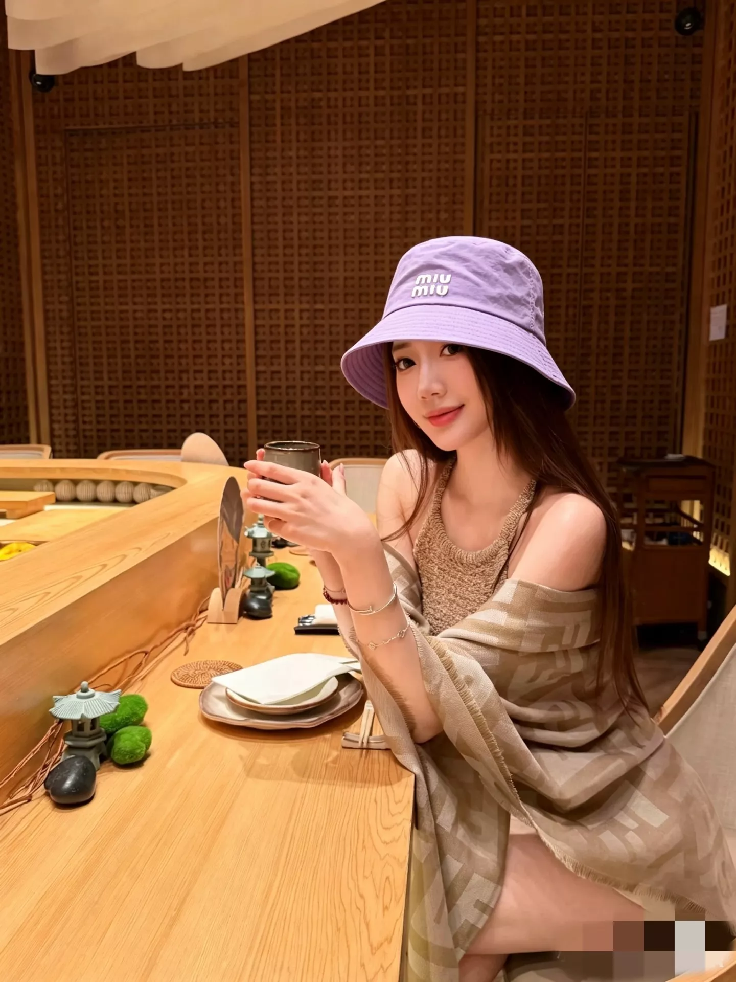 미우미우 마카롱 컬러 속건 버킷햇 상세 이미지 20