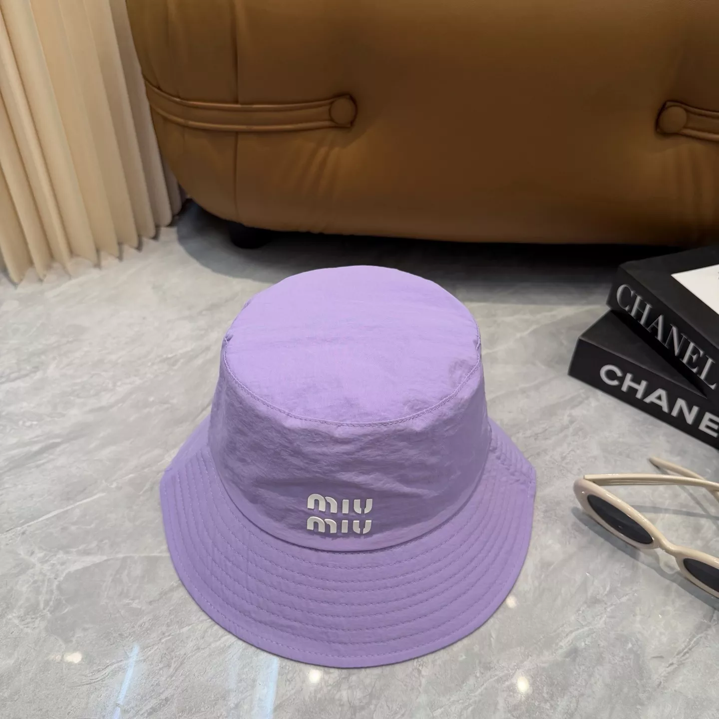 미우미우 마카롱 컬러 속건 버킷햇 상세 이미지 23