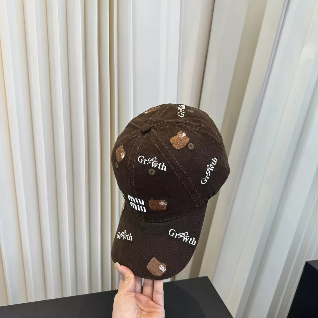 미우미우 로고 자수 패치 장식 볼캡 상세 이미지 6