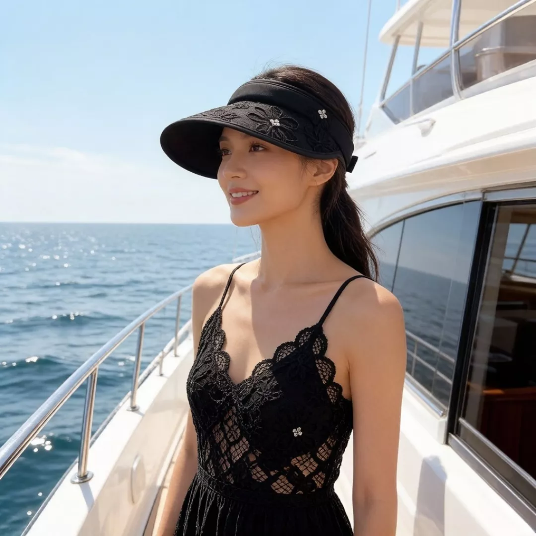 샤넬 로고 플라워 자수 오픈탑 썬캡 상세 이미지 3