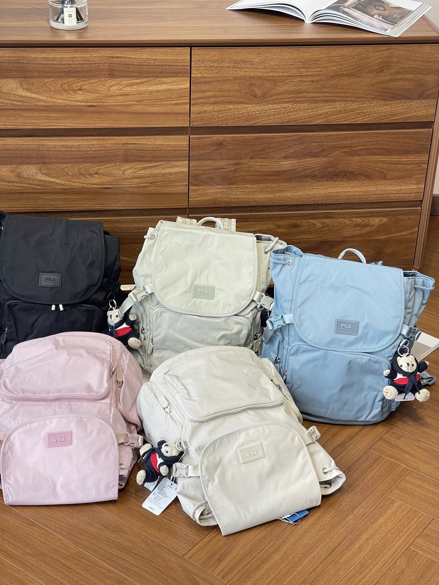 휠라 탈부착 베어 참 나일론 백팩 상세 이미지 5
