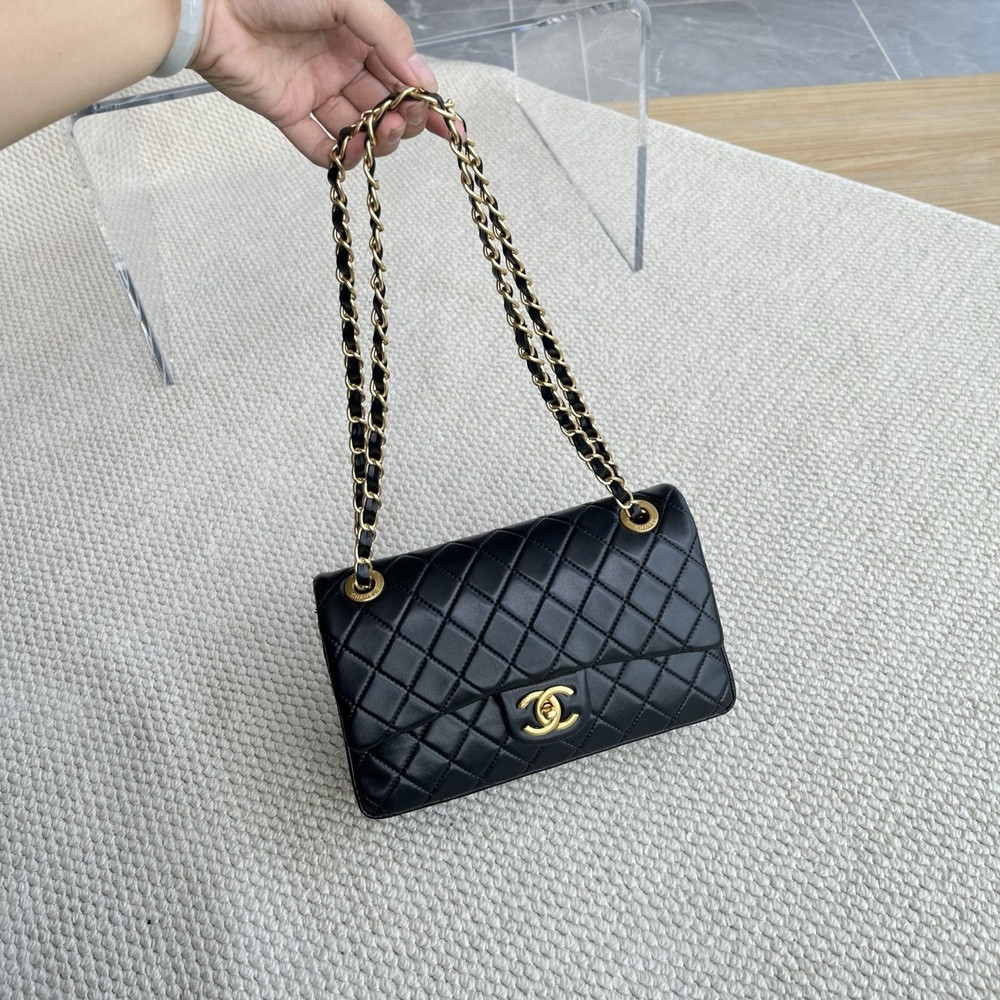 샤넬 퀼팅 체인 플랩 숄더백
