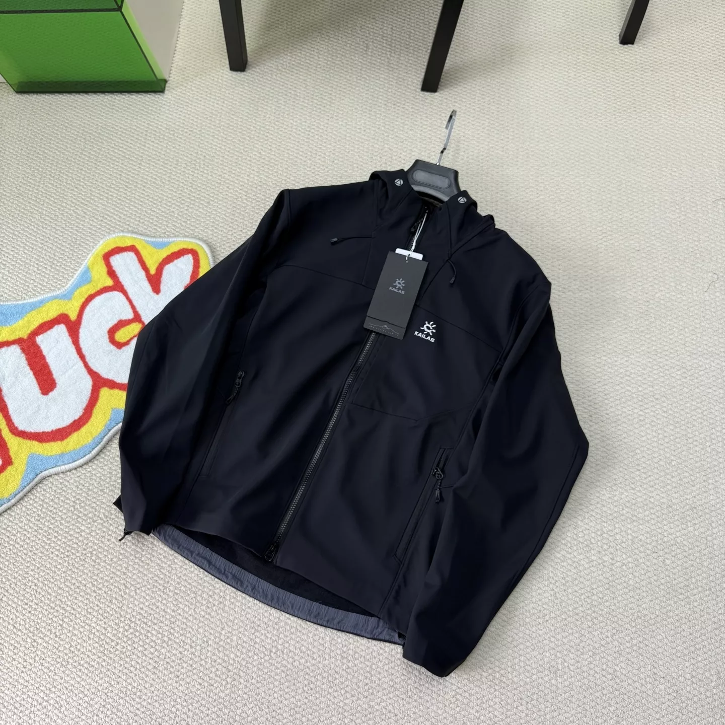 카일라스 고어텍스 윈드스토퍼 후드 소프트쉘 재킷 상세 이미지 7