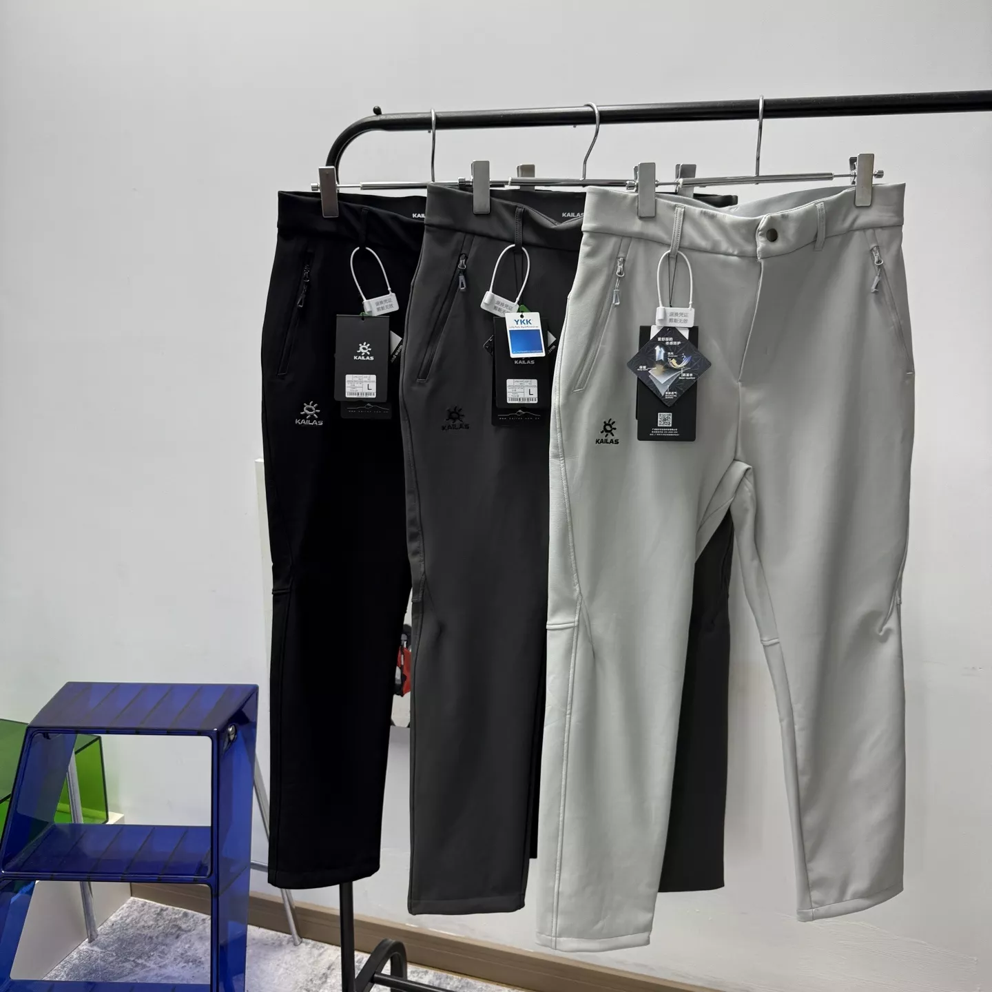 카일라스 로크플러스 자수 소프트쉘 기모 아웃도어 팬츠 상세 이미지 1