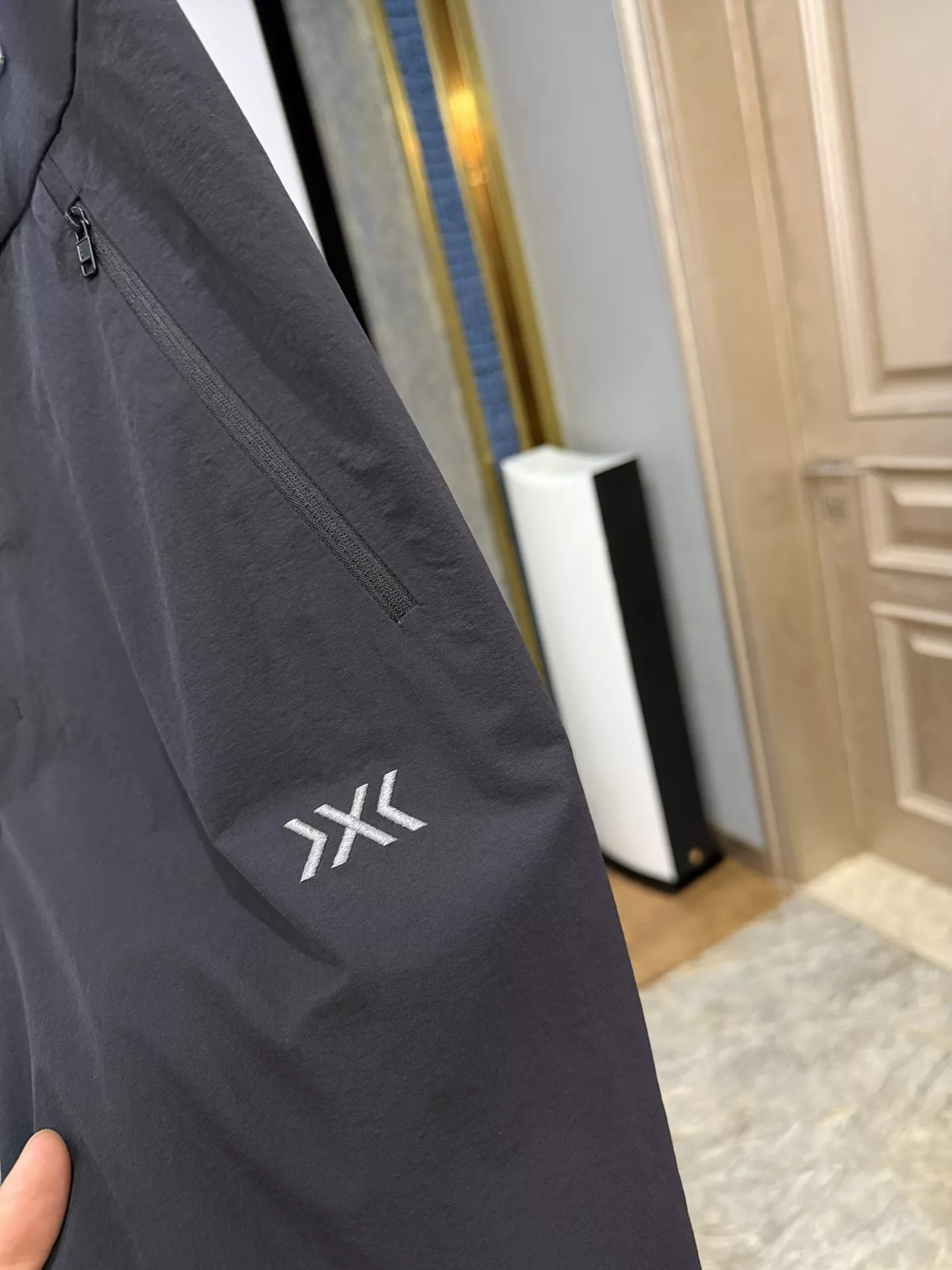 엑스바이오닉 벨트 조절형 밑단 스트링 캐쥬얼 팬츠 상세 이미지 7