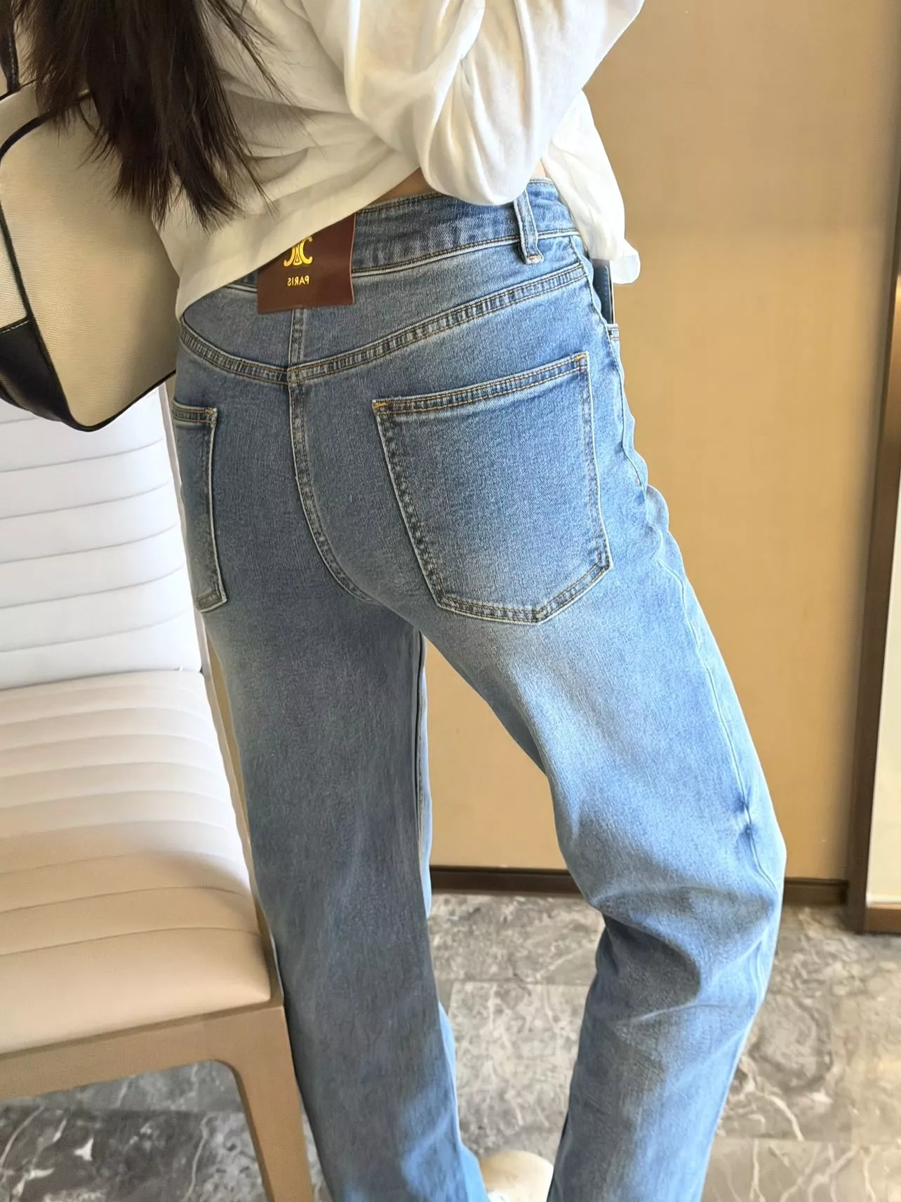 셀린느 가죽 패치 스트레이트 데님 팬츠 상세 이미지 41