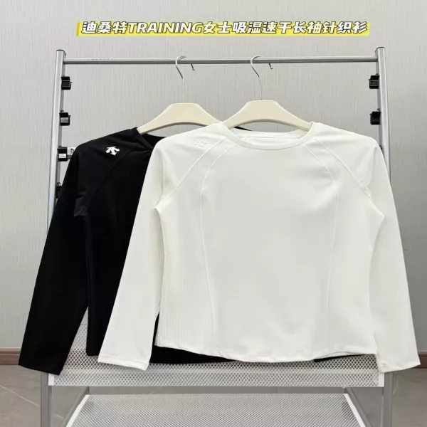 데상트 흡습속건 기모 긴소매 티셔츠