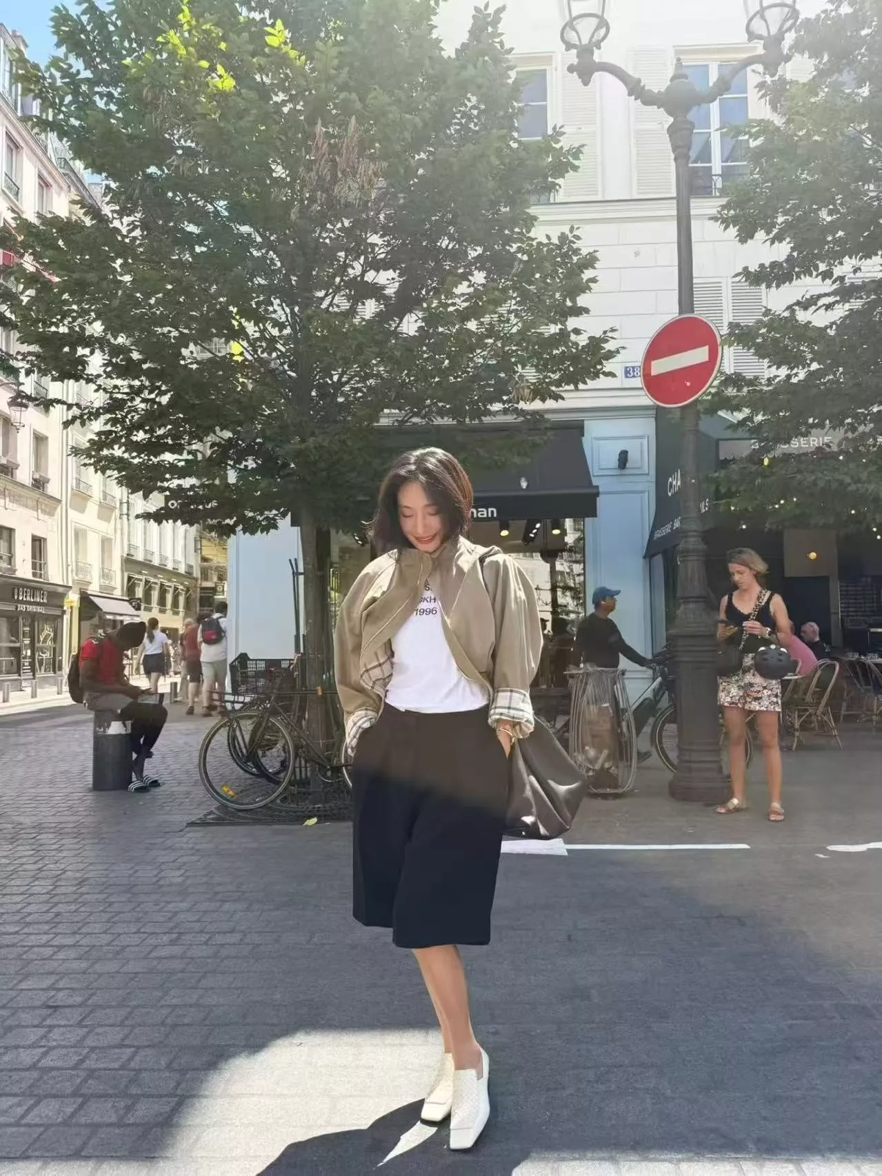버버리 체크 안감 스탠드칼라 긴소매 쇼트 코트 상세 이미지 18