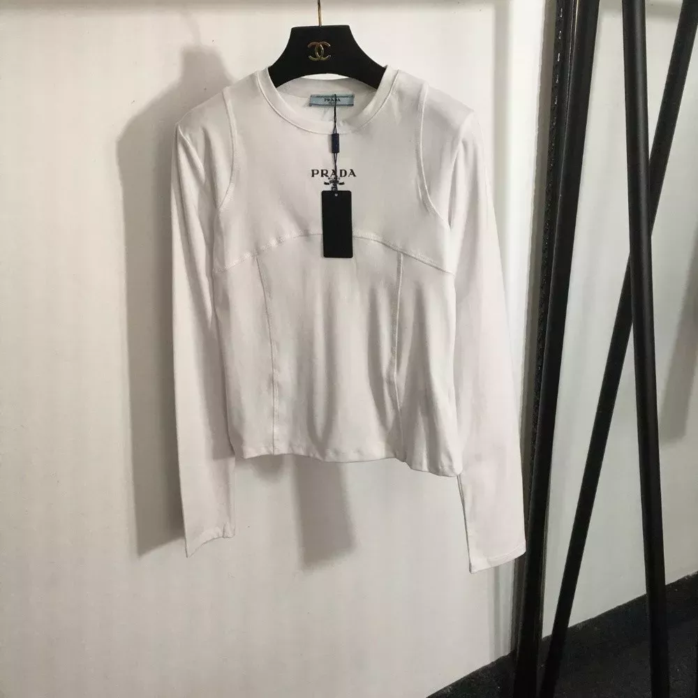 프라다 레터링 프린트 슬림핏 긴소매 티셔츠