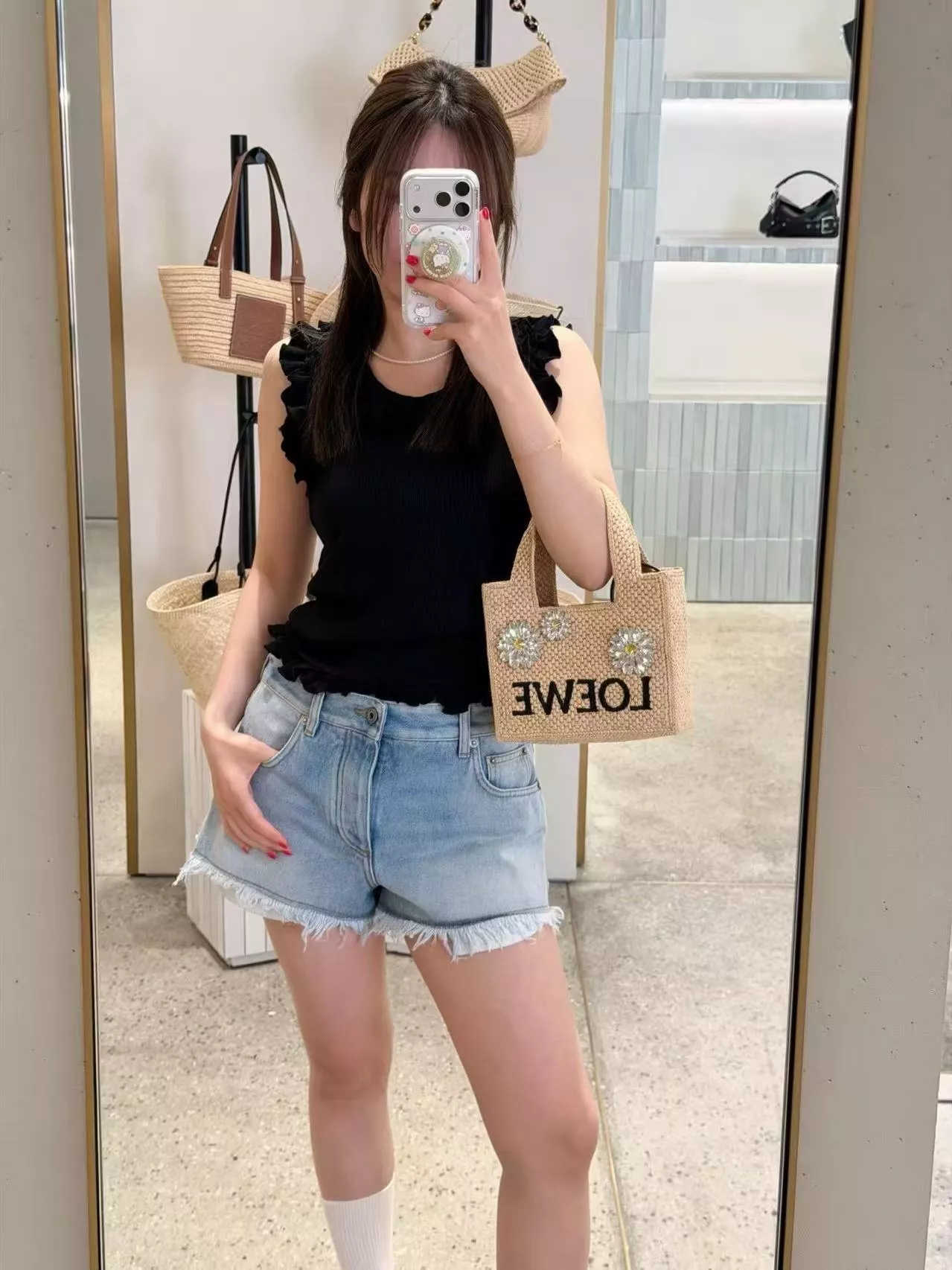 로에베 로고 자수 프릴 민소매 탱크탑 상세 이미지 18