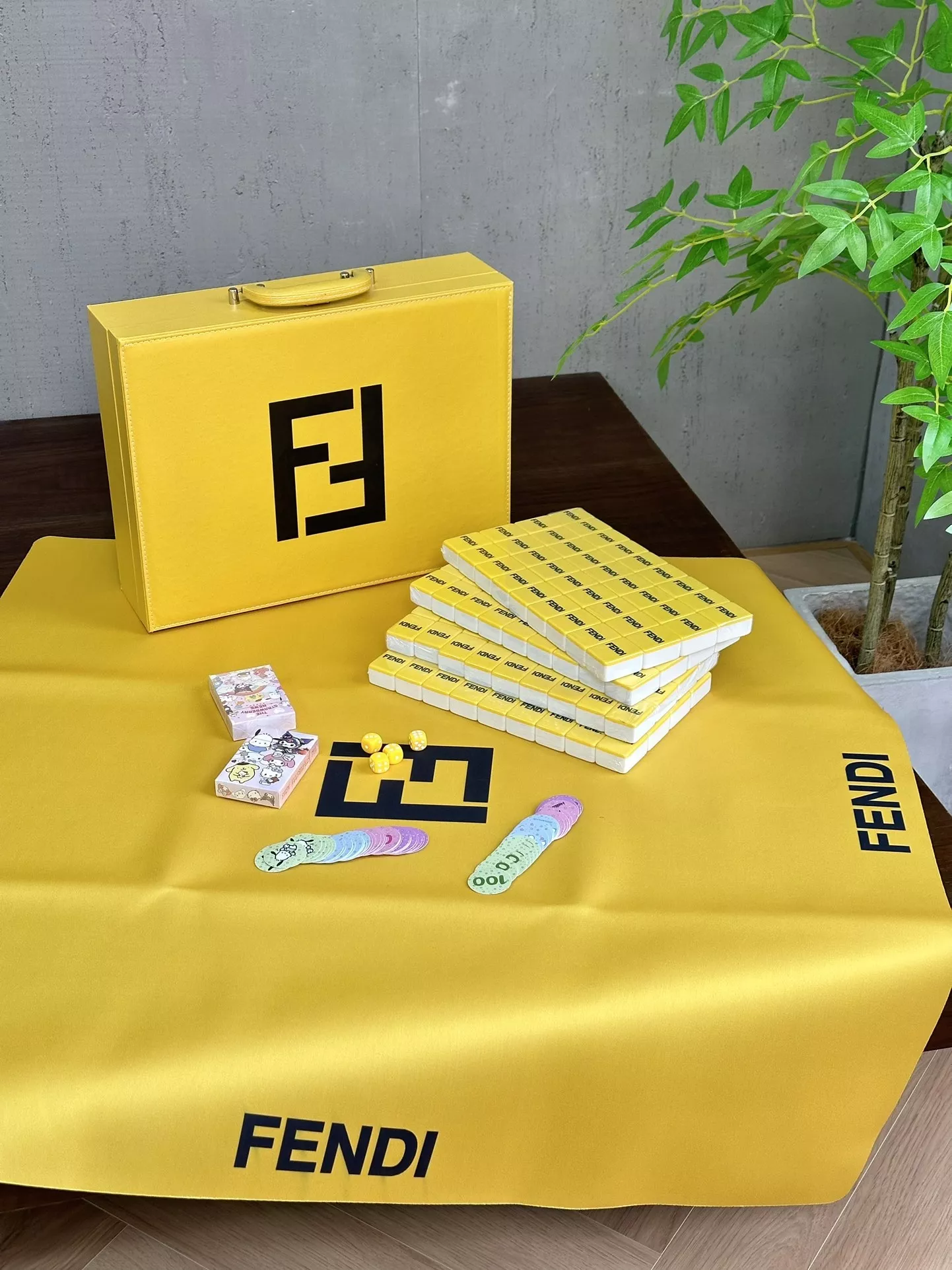 펜디 옐로 프린트 마작 기프트 세트 상세 이미지 16