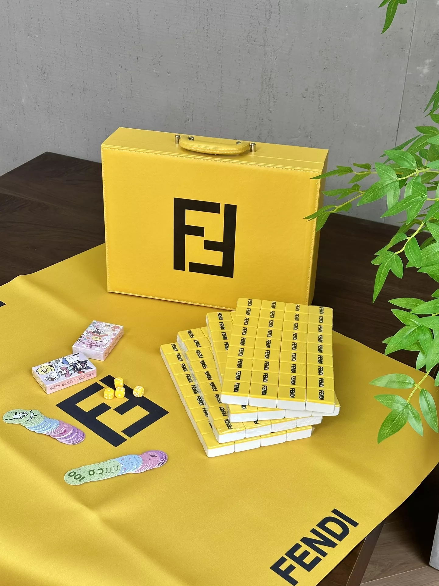 펜디 옐로 프린트 마작 기프트 세트 상세 이미지 18