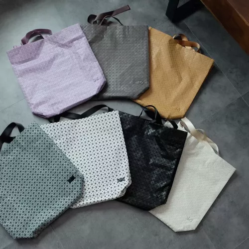 이세이미야케 기하학 플리츠 쇼핑백