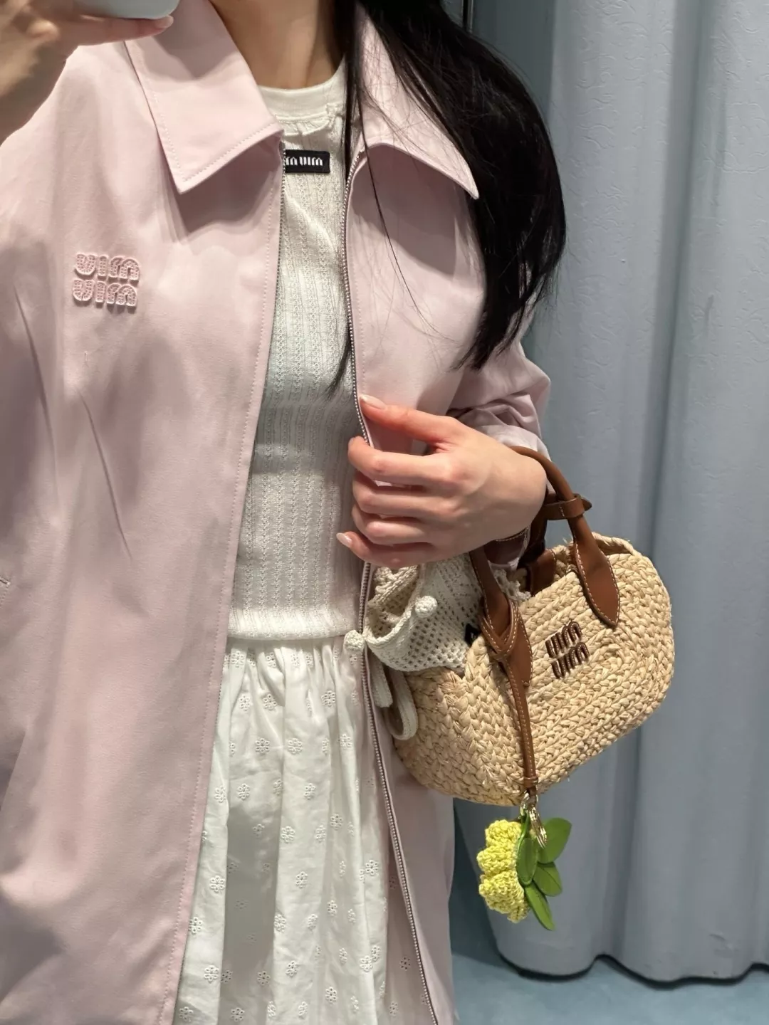미우미우 자수 로고 셔츠 칼라 집업 재킷 상세 이미지 14
