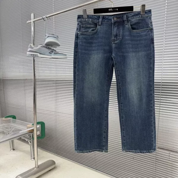 루이비통 워싱 스트레이트 데님 팬츠
