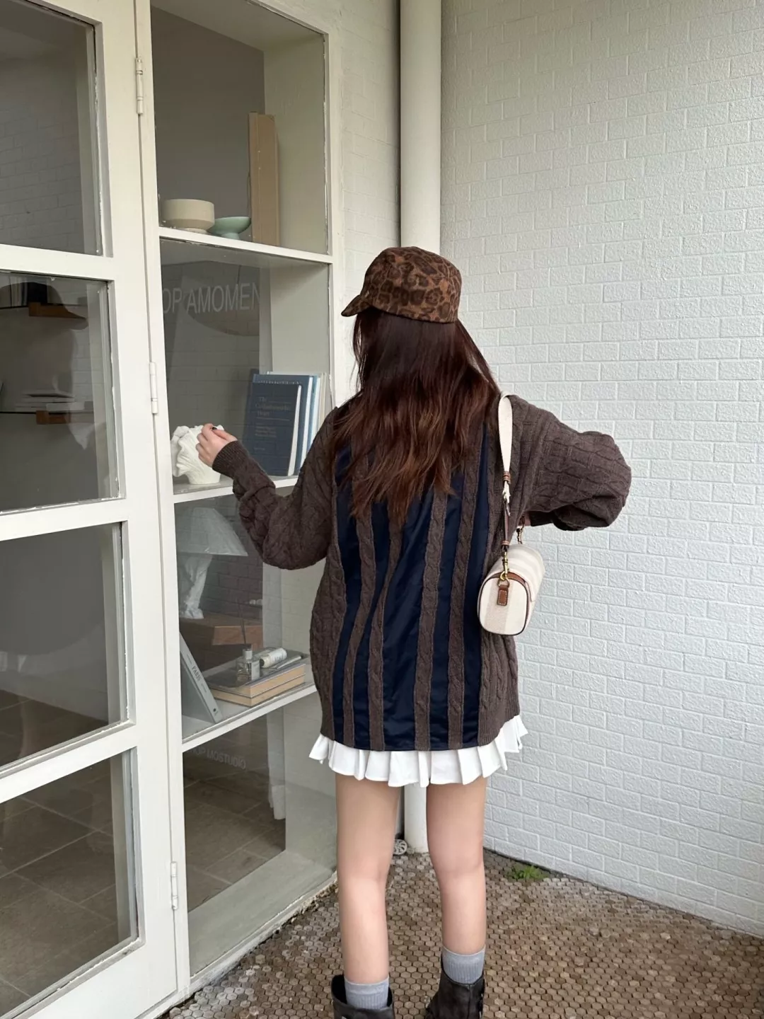 로에베 복고 케이블 니트 패널 포켓 자수 긴소매 셔츠 상세 이미지 26