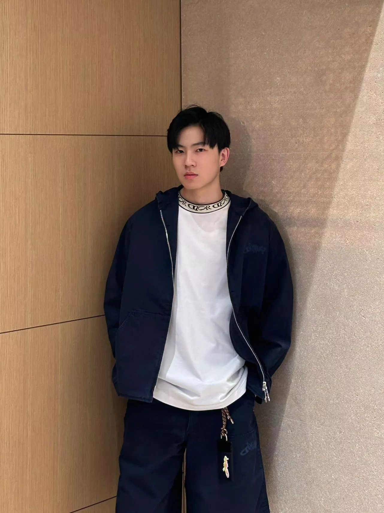 디올 로고 자수 루즈핏 후드 재킷 상세 이미지 23