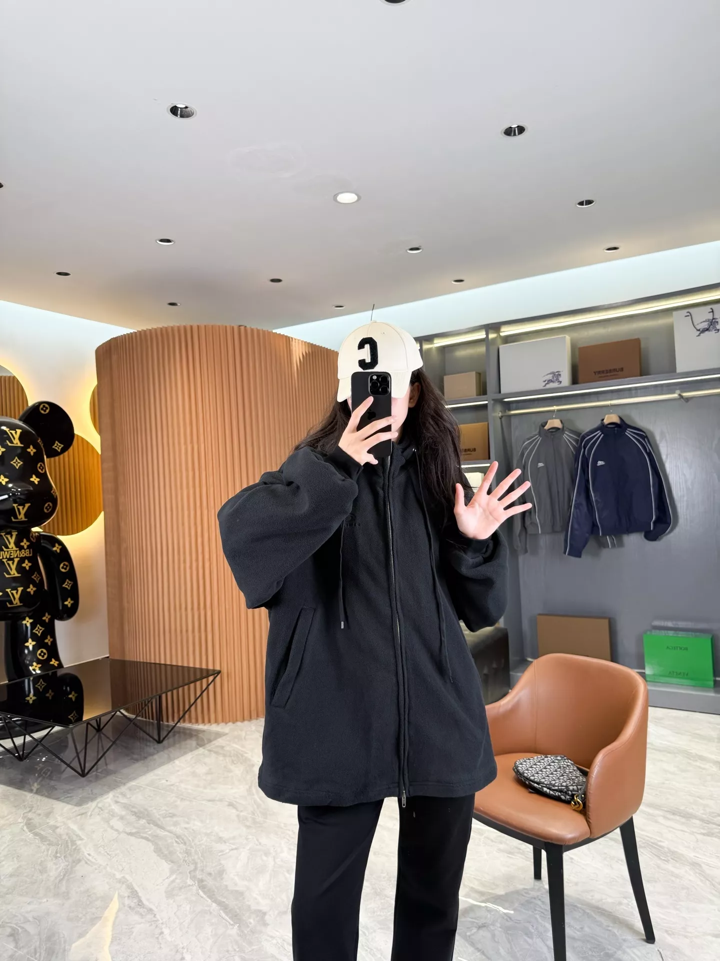 발렌시아가 자수 투웨이 지퍼 후드 플리스 재킷 상세 이미지 43