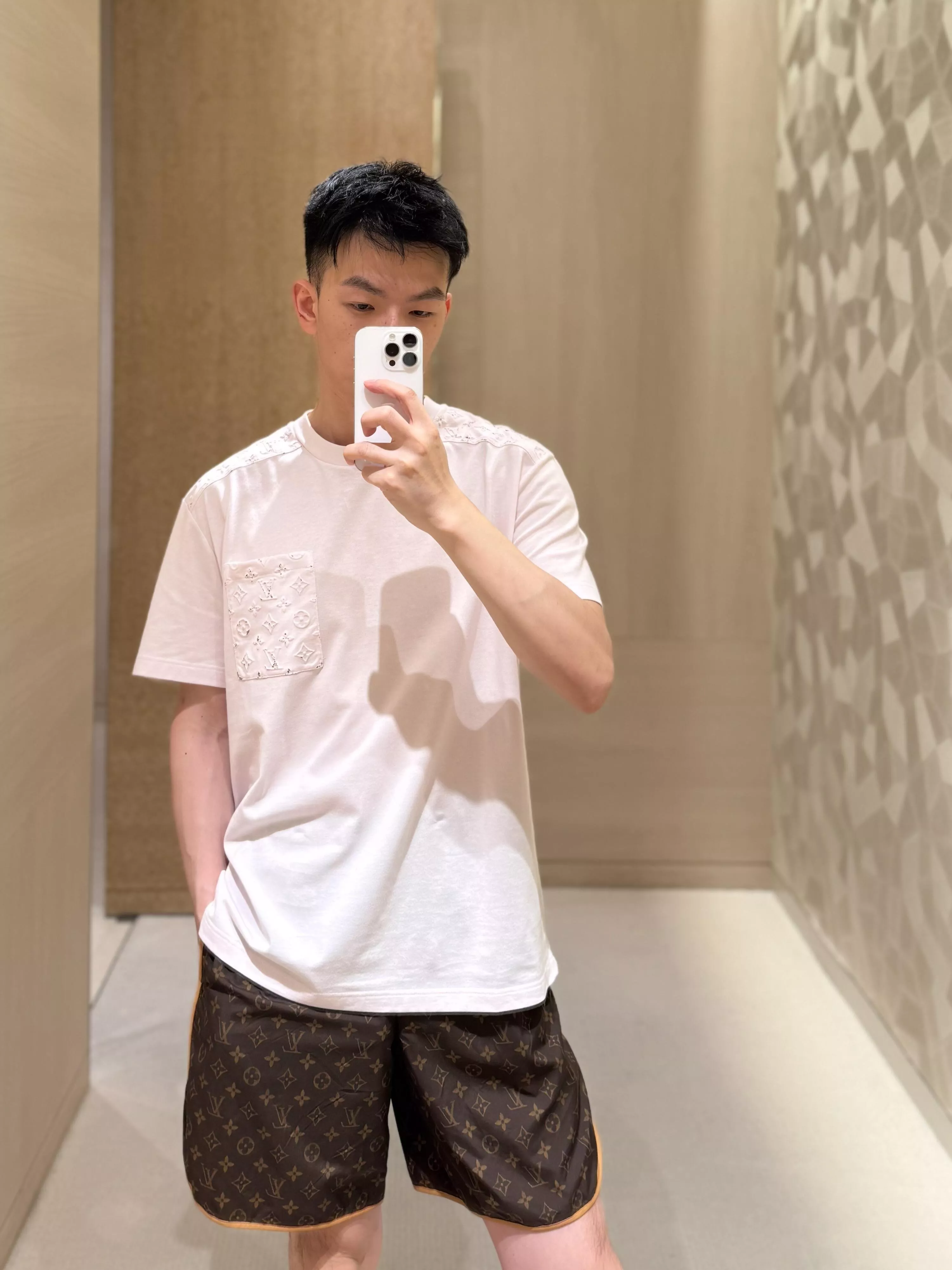 루이비통 테크 소재 조거 팬츠 상세 이미지 22
