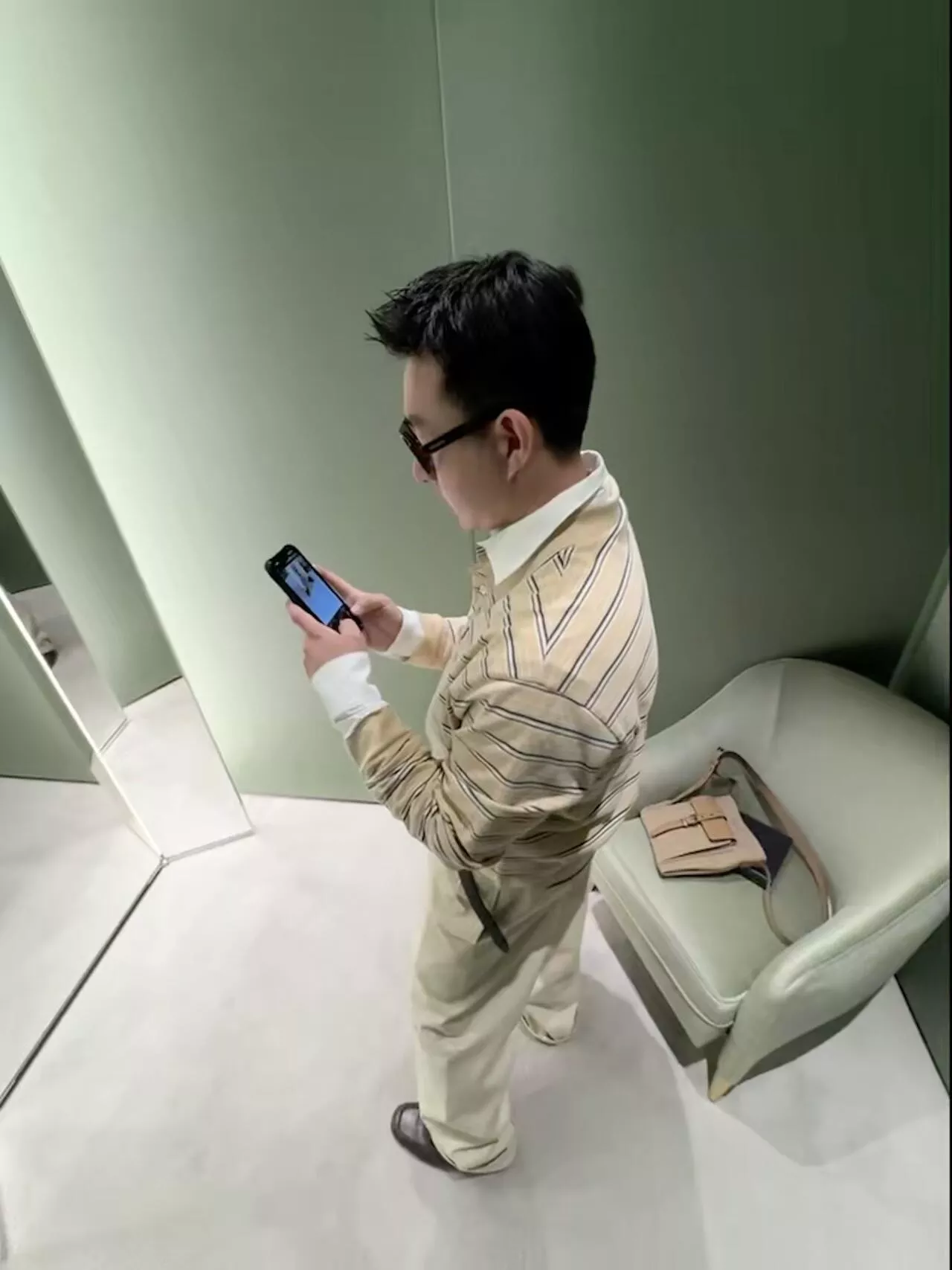 프라다 와이드핏 코튼 롱 팬츠 상세 이미지 22